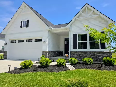 Exterior - 2360 Streamside Dr, Batavia, OH 45103 photo 6 of 7
