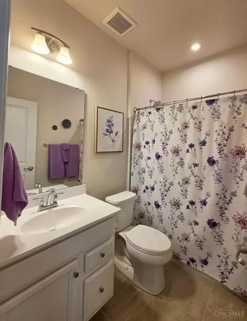 Bath - 2360 Streamside Dr, Batavia, OH 45103 photo 2 of 2