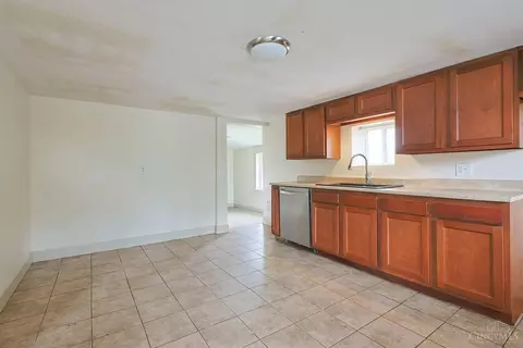 Kitchen - 6136 Main St, Morrow, OH 45152 photo 4 of 4