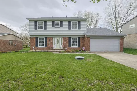 7099 Pickway Dr, Cincinnati, OH 45233
