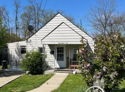 8801 Tudor Ct, Cincinnati, OH 45242