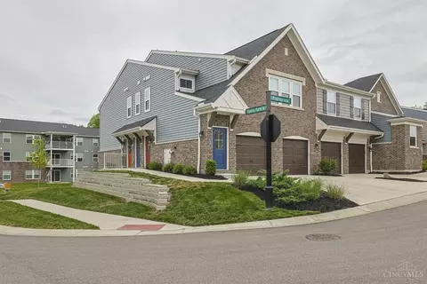 691 Tradition Rdg, Cincinnati, OH 45245