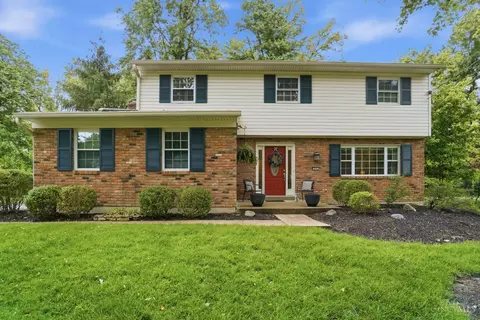 819 Quailwoods Dr, Loveland, OH 45140