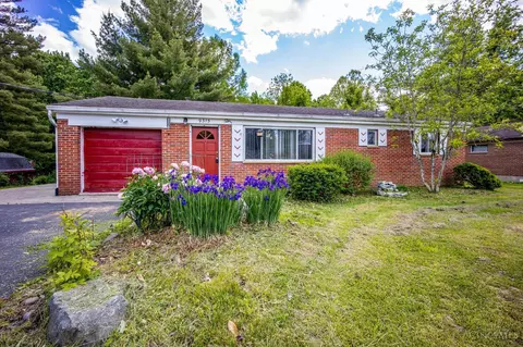 9315 Greenhedge Ln, Symmes Twp, OH 45140