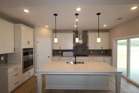 Kitchen - 195 Tilly Ct, Springboro, OH 45066 photo 1 of 2