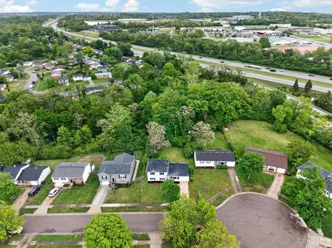 View/Area - 11424 Riga Ct, Forest Park, OH 45240 photo 1 of 5