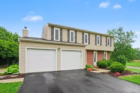 7594 Cinnamon Woods Dr, West Chester, OH 45069