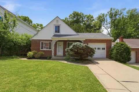 2819 Cortelyou Pl, Cincinnati, OH 45213