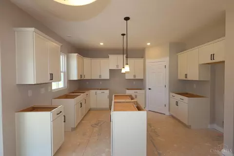 1496 Acadia Dr, Maineville, OH 45039 photo 3
