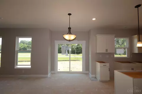 1496 Acadia Dr, Maineville, OH 45039 photo 4