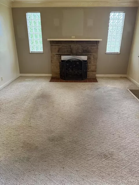 Living - 3880 Bennett Rd, Cincinnati, OH 45245 photo 1 of 1