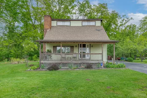 7511 Sharts Rd, Springboro, OH 45066