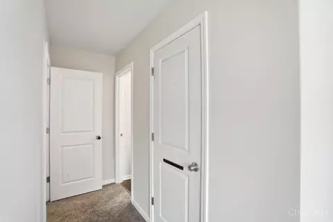 Entry Way - 7025 Locker Ct, Cincinnati, OH 45224 photo 10 of 12