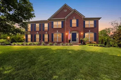 10088 Bent Creek Dr, Symmes Twp, OH 45140