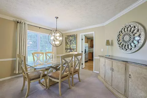 Dining - 10152 Timberview Ct, Woodlawn, OH 45215 photo 1 of 4