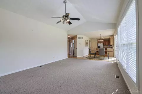 Living - 10152 Timberview Ct, Woodlawn, OH 45215 photo 4 of 6
