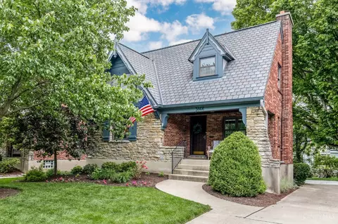 3866 Drakewood Dr, Cincinnati, OH 45209