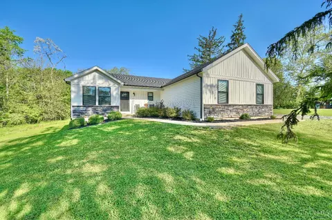 1251 Traction Ln, Batavia, OH 45103