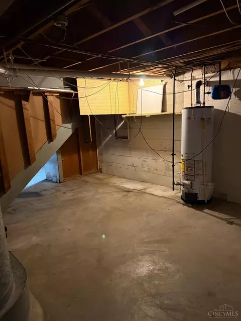 Other - 173 W Crest Dr, Reading, OH 45215 photo 4 of 7