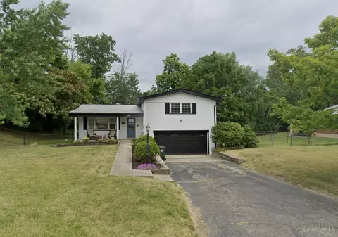 3550 Gailynn Dr, Cincinnati, OH 45211
