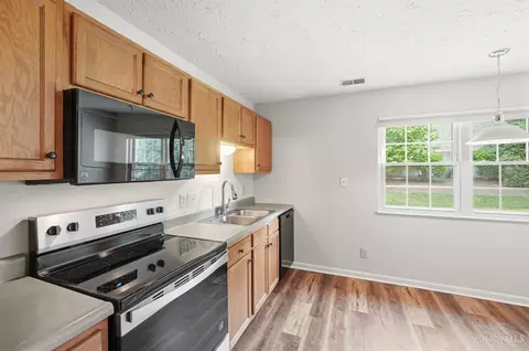 Kitchen - 10512 West Rd, Harrison, OH 45030 photo 1 of 2