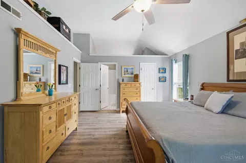 Bedroom - 2374 Candlemakers Ln, Maineville, OH 45039 photo 2 of 4