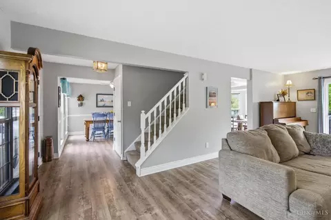 Entry Way - 2374 Candlemakers Ln, Maineville, OH 45039 photo 3 of 4
