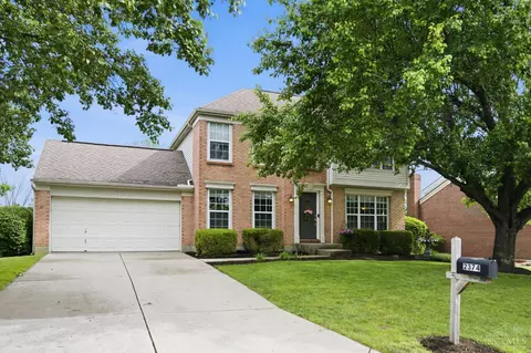 2374 Candlemakers Ln, Maineville, OH 45039