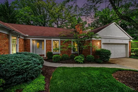 3080 Country Woods Ln, Cincinnati, OH 45248