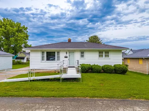 204 9th, Manchester, OH 45144