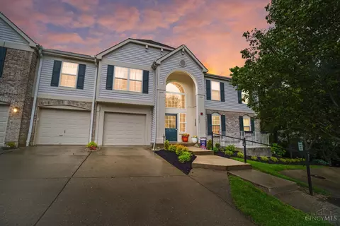 101 Postoak Ln, Milford, OH 45150
