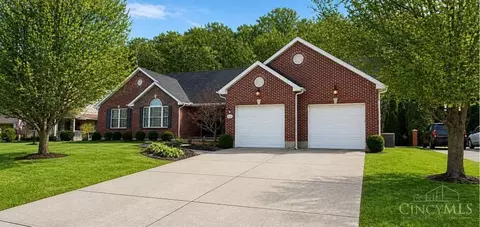 4381 Rita Mae Dr, Fairfield, OH 45014