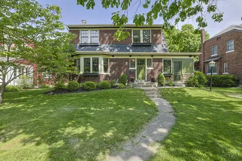 96 Burns Ave, Wyoming, OH 45215