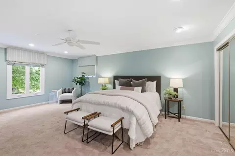 Bedroom - 9486 Oakhurst Ct, Blue Ash, OH 45241 photo 3 of 11