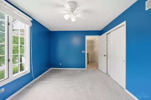 Bedroom - 9486 Oakhurst Ct, Blue Ash, OH 45241 photo 6 of 11