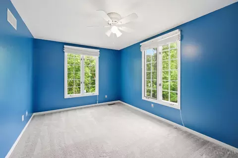 Bedroom - 9486 Oakhurst Ct, Blue Ash, OH 45241 photo 5 of 11