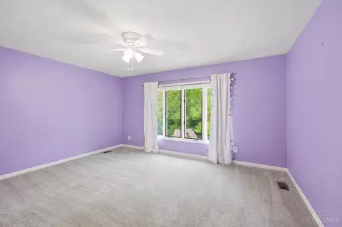 Bedroom - 9486 Oakhurst Ct, Blue Ash, OH 45241 photo 10 of 11