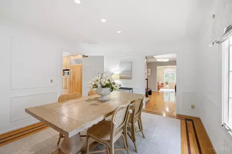 Dining - 9486 Oakhurst Ct, Blue Ash, OH 45241 photo 2 of 4