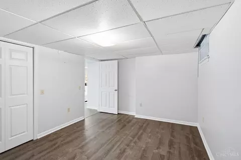 Bedroom - 9486 Oakhurst Ct, Blue Ash, OH 45241 photo 11 of 11