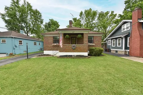 47 Euclid Ave, Wyoming, OH 45215