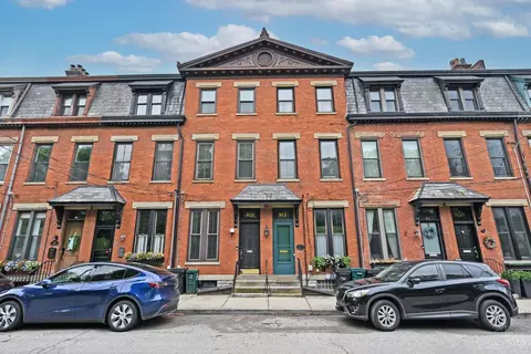 915 Paradrome St, Cincinnati, OH 45202