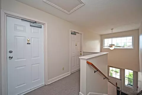 Entry Way - 8418 Ridge Pointe Ct, Cincinnati, OH 45237 photo 1 of 3