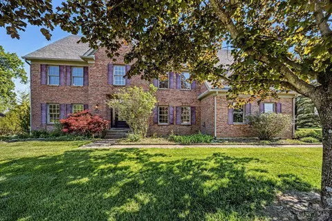 6690 Old Stable Rd, Loveland, OH 45140
