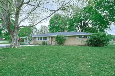 2590 Jerome St, Lebanon, OH 45036