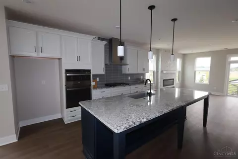 Kitchen - 6378 Coverage Ct, Mason, OH 45040 photo 3 of 3