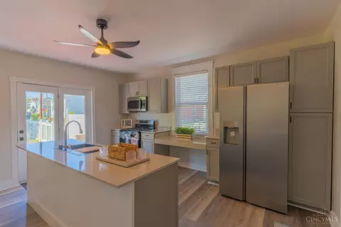 Kitchen - 435 Pearl St, Reading, OH 45215 photo 7 of 14