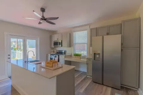 Kitchen - 435 Pearl St, Reading, OH 45215 photo 6 of 14