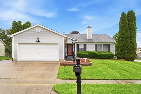 619 Fox Chase Way, Maineville, OH 45039