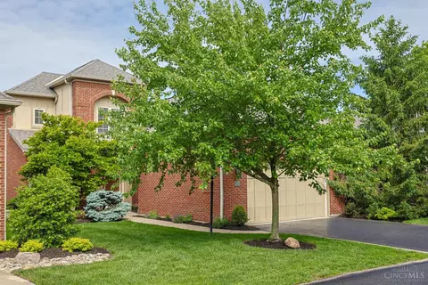 8731 Kenwood Rd, Blue Ash, OH 45242