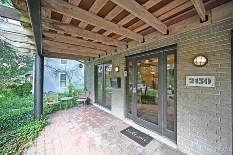 Exterior - 2150 Alpine Pl, Cincinnati, OH 45206 photo 4 of 9